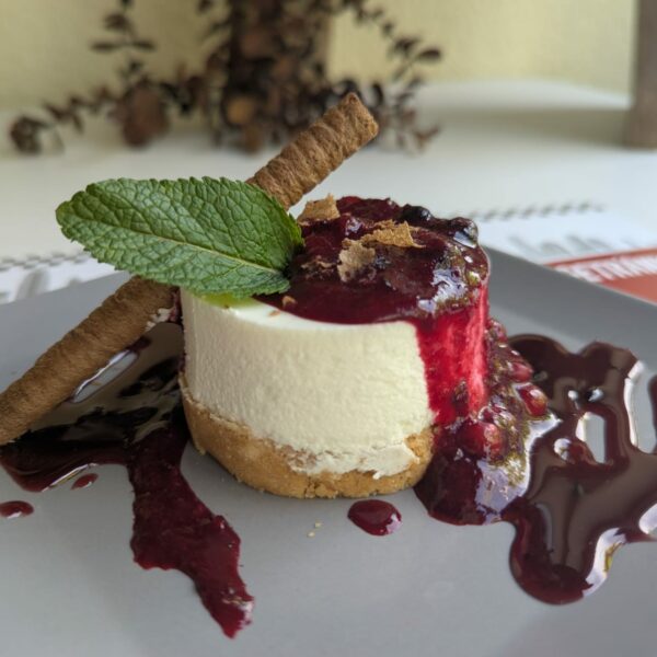 Oktober Special Wild Berry Cheesecake